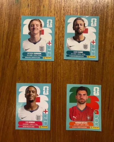 Essas 04 Figurinhas da Copa 2026 - Panini
