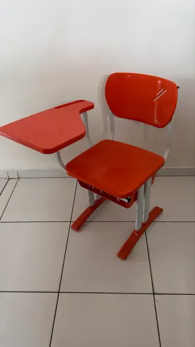 Cadeira escolar Desk