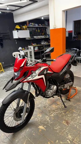 Xre zera sem detalhes 