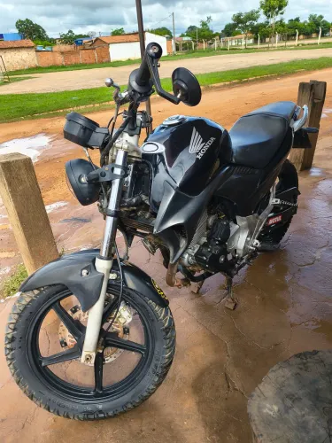 CB 300 Toda revisada