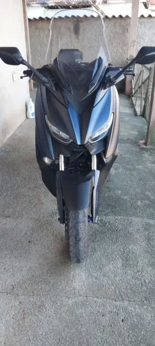 YAMAHA XMAX 250cc ANO/MODELO 2023