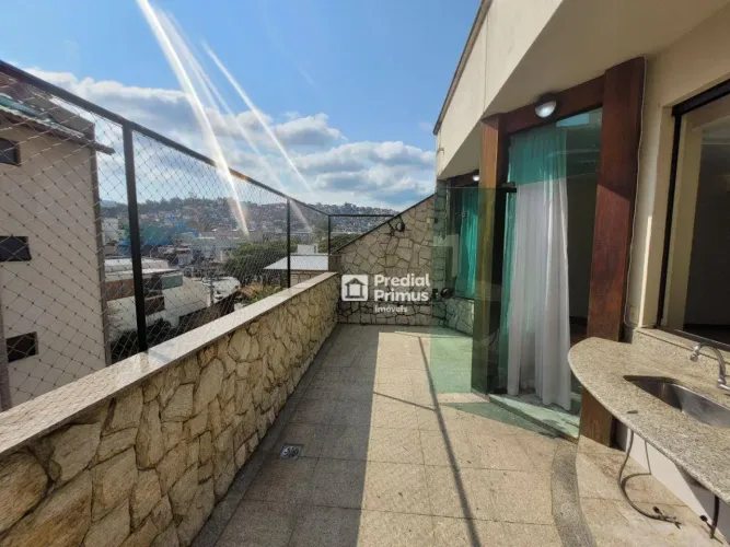 Cobertura com 3 dormitórios à venda, 317 m² por R$ 1.500.000,00 - Centro - Nova Friburgo/R