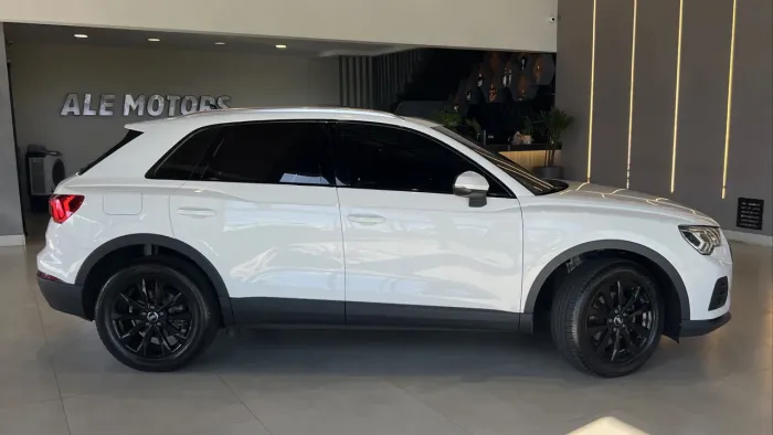 Audi Q3 1.4 TFSI/TFSI Flex S-tronic 5P 2020