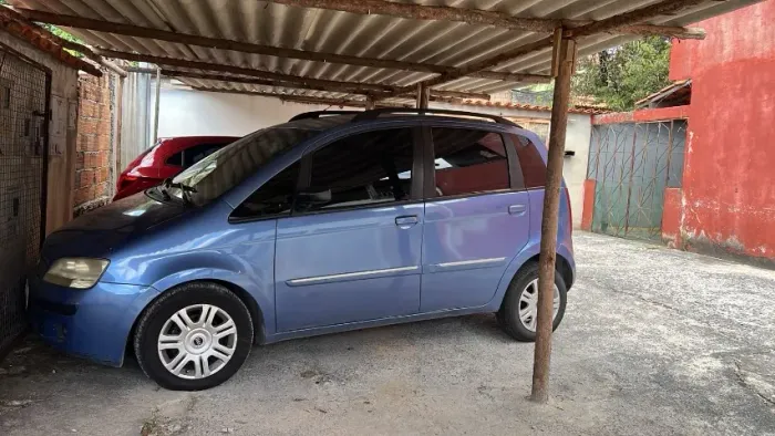Fiat Idea HLX 1.8 MPI Flex 8V 5P 2006