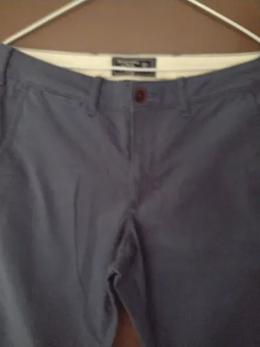 Calça masculina slim com stretch semi nova tam.40.