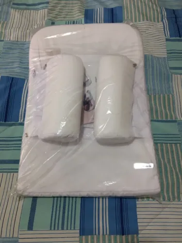 Travesseiro Anti Refluxo Com Rolinho Baby Holder - NOVO