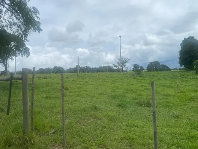 SITIO 3 HA RIBEIRÃOPRETO CASSIA DOS COQUEIROS 230 MIL