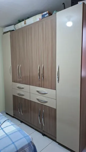 GUARDA ROUPAS 6 PORTAS 