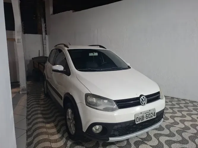 Volkswagen Crossfox 1.6 MI Total Flex 8V 5P 2014