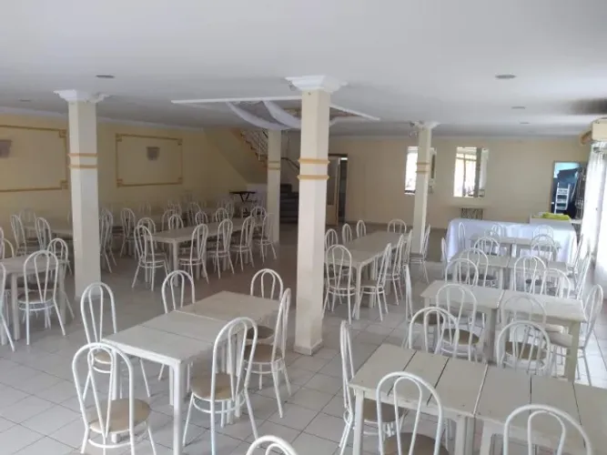 Imóvel com Dois salões