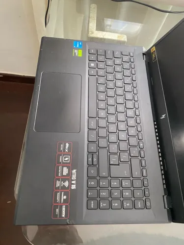 Acer nitro v15 com defeito