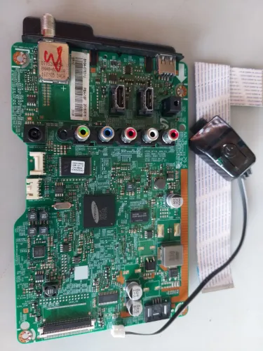 Placa principal tv Samsung un32j4000ag