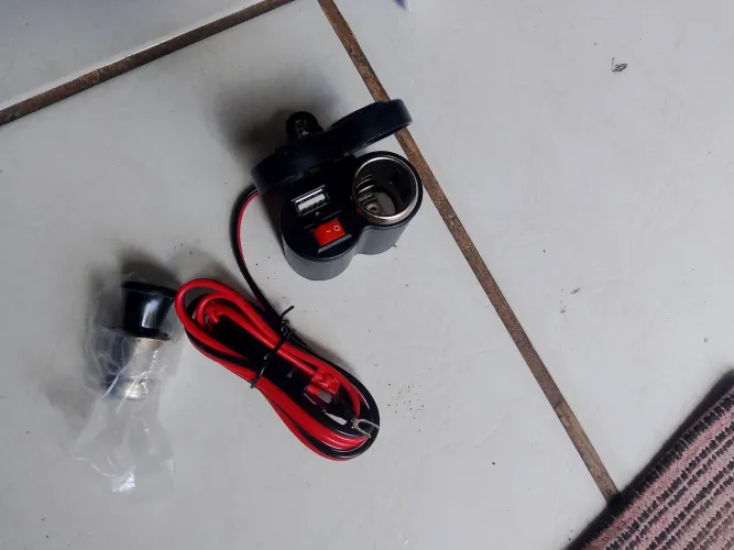 Carregador usb pra moto