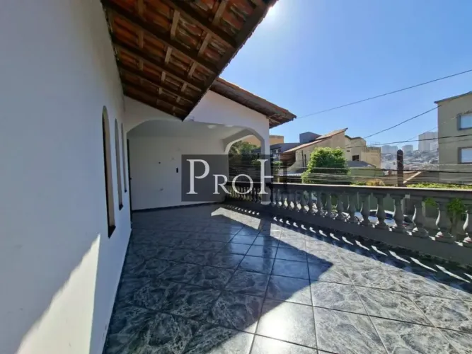 Sobrado para locação 3 quartos, Nova Gerty - São Caetano