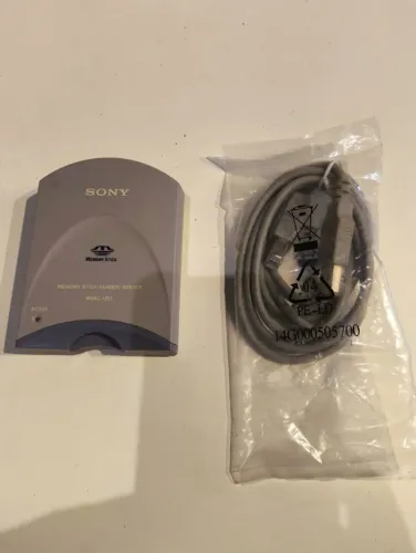 Sony Memory Stick MSAC-US1 usado no estado 