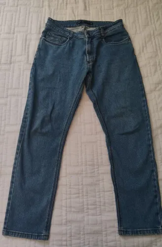 Calça cropped marfino