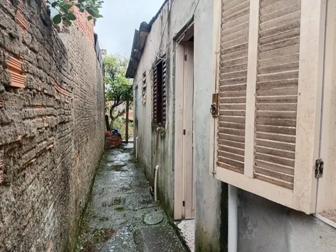 VENDE-SE Casa na Restinga nova