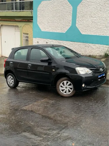 Toyota Etios X 1.3 Flex 16V 5P Mec. 2015