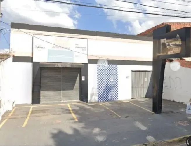 Salão comercial à venda em Sorocaba-SP, Parque Vitória Régia: 2 salas, 3 banheiros, 3 vaga