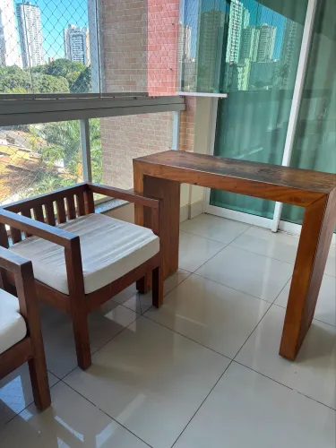 Conjunto Madeira Maciça / Sofá 3 Lugares + Poltrona + Aparador