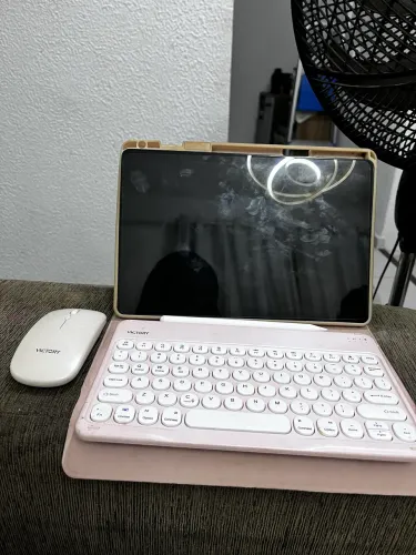 Tablet a9 plus + teclado, caneta, mouse, película e capa 