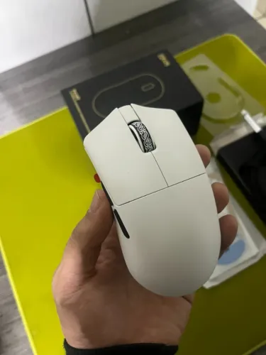 Mouse Incott 029 Branco - Superleve 34g