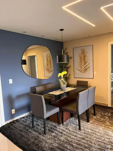 Sala jantar completa exceto as cadeiras
