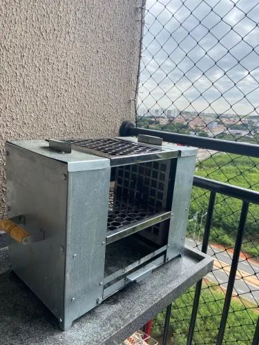 Churrasqueira ecológica carvão
