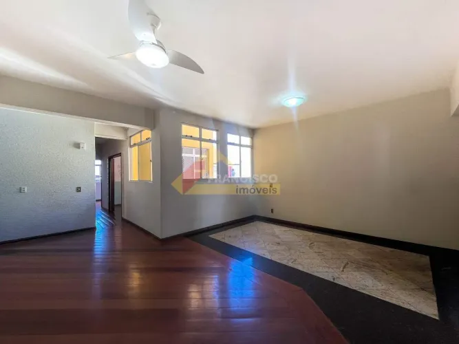 Apartamento à venda, 3 quartos, 1 suíte, 1 vaga, Centro - Divinópolis/MG