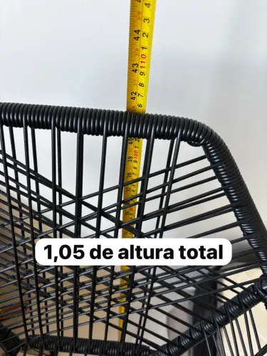 DUAS BANQUETAS PARA COZINHA AMERICANA COM NOTA