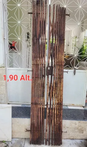 Grade sanfonada 1,90 de altura e largura variável de 90cm á 2 m