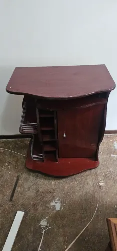 Rack/Estante de canto em MDF/mogno