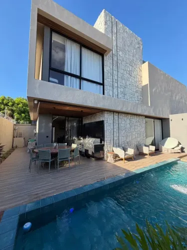 Casa à Venda 170m² 4 Quartos Piscina + 2 Lotes Portal do Sol /João Pessoa-PB