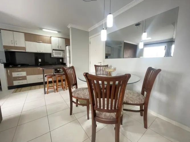 Apartamento com 2 quartos para alugar por R$ 3000.00, 65.00 m2 - SAO LUIS - JARAGUA DO SUL