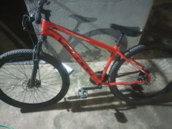 Bicicleta aro 29 vermelha 