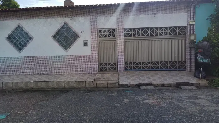 CASA PARA LOCAÇÃO - CONJUNTO MAGUARI
