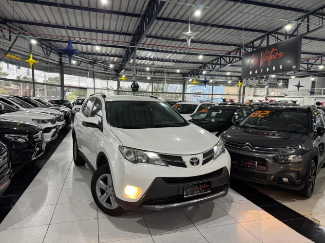 Toyota RAV4 2.0 4X4 16V Aut. 2014