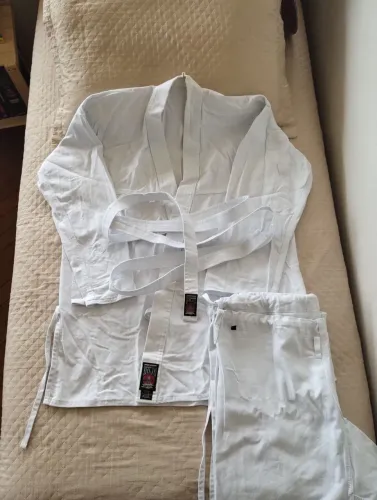 kimono karatê doj? branco tamanho a-3