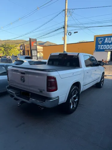 Ram 1500 Limited 5.7 CD 4X4 Aut. 2023