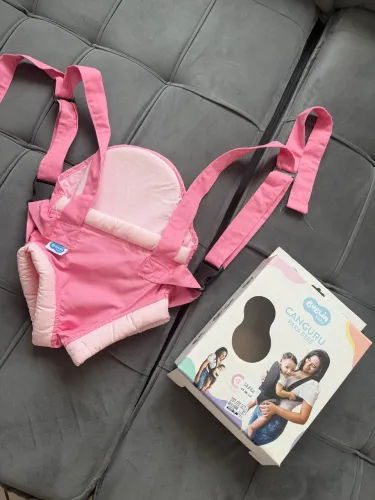 Vendo canguru Rosa NOVO NUNCA USADO ganhamos e já temos outros.
