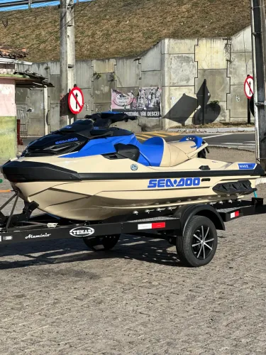 Jetski Seadoo Wake Pro 230 2025 