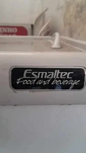 Freezer Tampa de Vidro Horizontal Esmaltek seminovo!!!