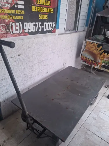 Carrinho plataforma 4 rodas