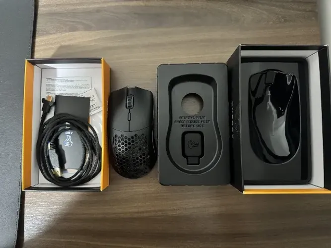 Mouse Glorious Model O Wireless Preto Fosco | Completo na caixa