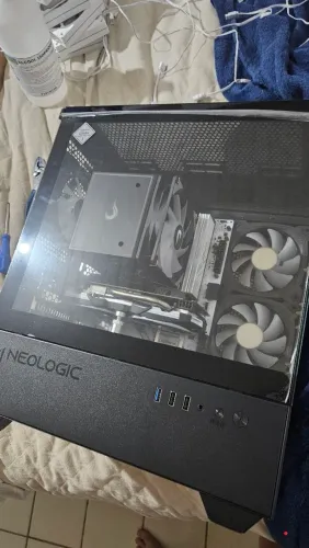 Placa de vídeo RX 5700XT 8GB (mais de 2x mais forte que a RX580)