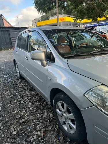 Nissan Tiida S 1.8/1.8 Flex 16V Mec. 2011