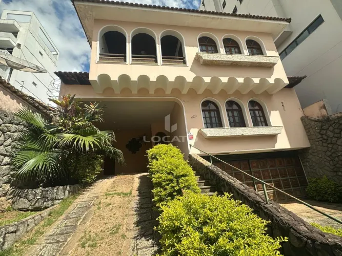 casa duplex, 365 m2 , locação fins comercial bairro Bom Pastor-