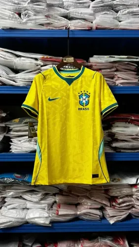 CAMISA DE TIME DO BRASIL ,QUALIDADE PREMIUM 1.1 ,ULTIMA EM ESTOQUE !