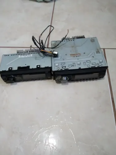 Rádio Mixtrax e MVH-98UB