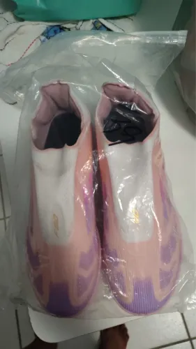 Vende se chuteira nova R$: 200,00